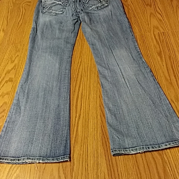 Silver Suki Light Washed Embroidered Jeans 27x29 - Picture 5 of 8